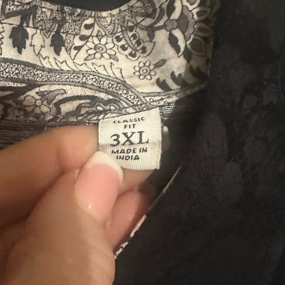 Robert Graham Black Patterned Dress Shirt (Prom Ready) with paisley trim. - Picture 4 of 8